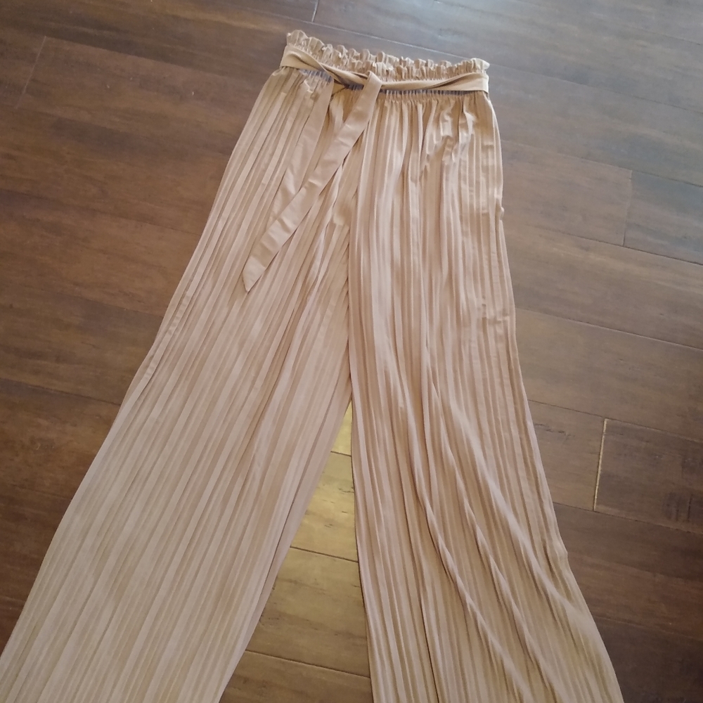 🌼 Silky flare dress pants